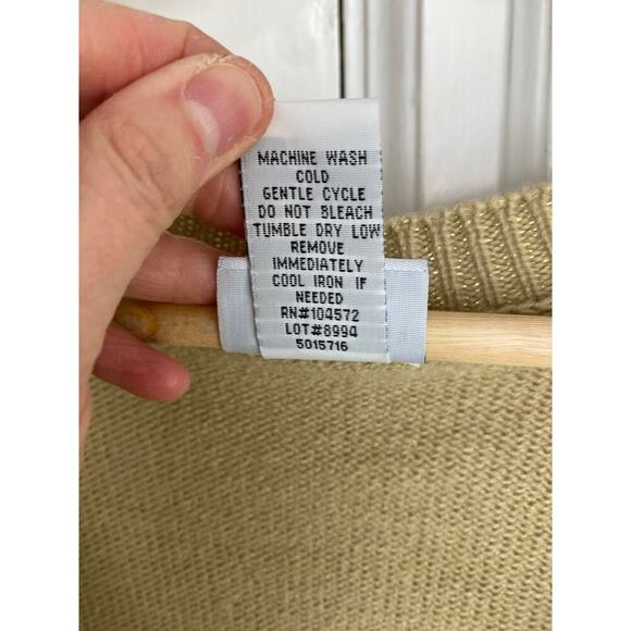 Vintage BFA Classics Women's XL Gold Metallic Pearl Button Cardigan Sweater - Picture 3 of 5